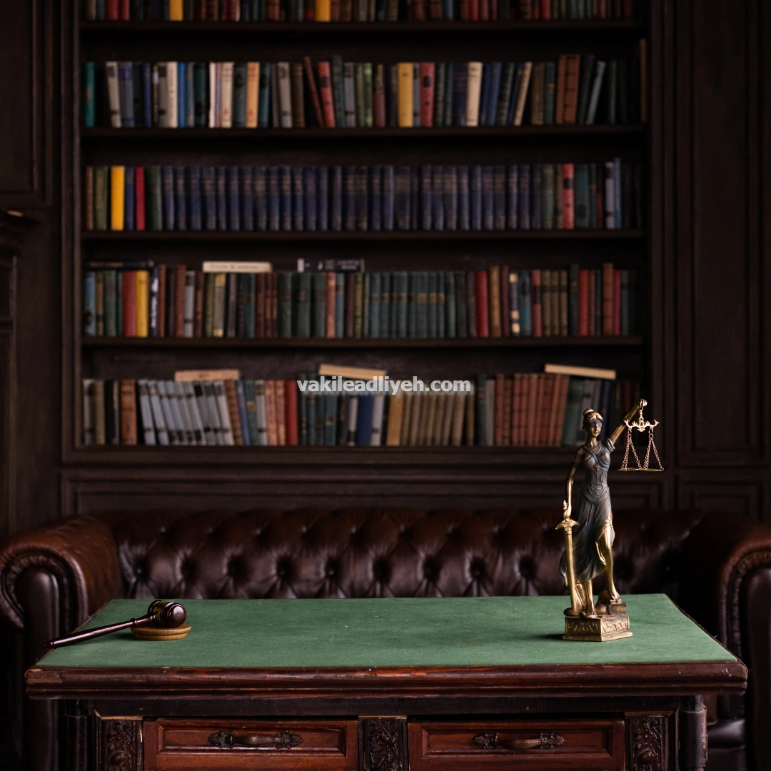 وکیل دادگستری جرایم مالی و کلاهبرداری در شیراز